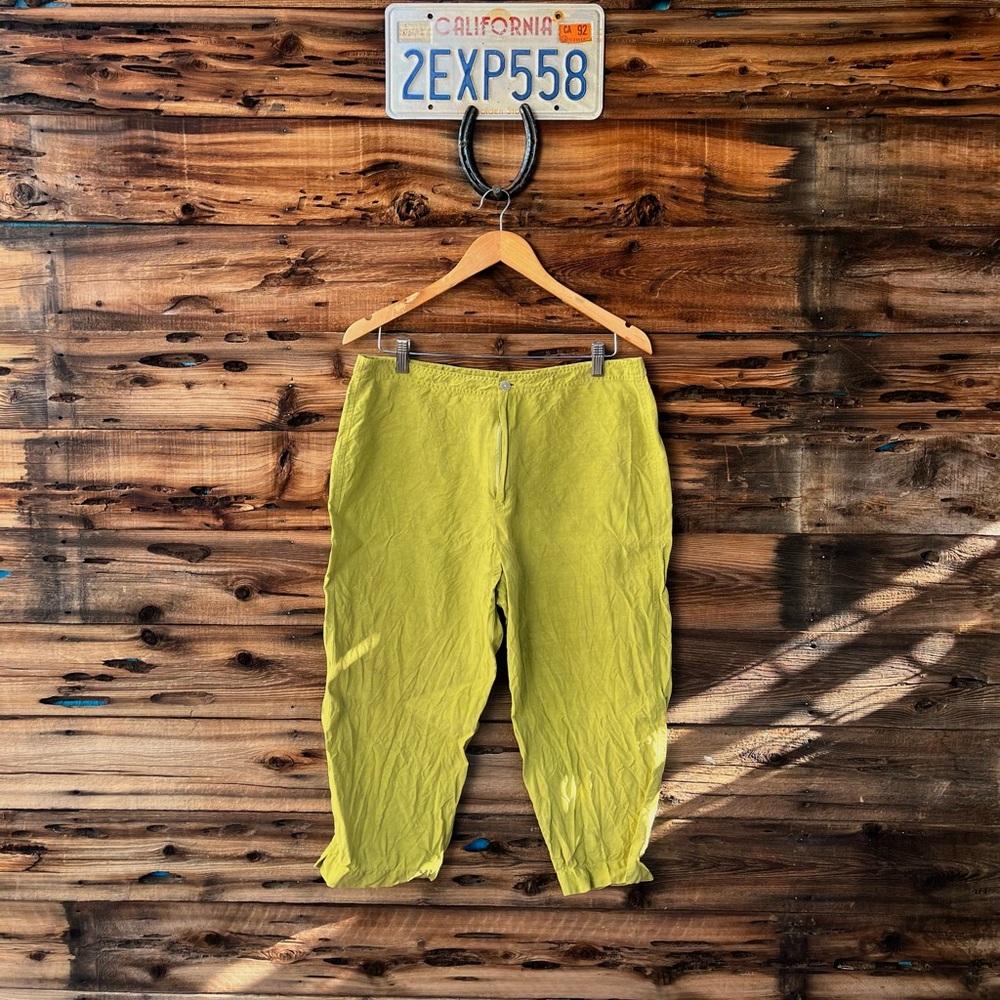 VINTAGE | Chico’s Silk Linen Lime Green Capri Pants 2